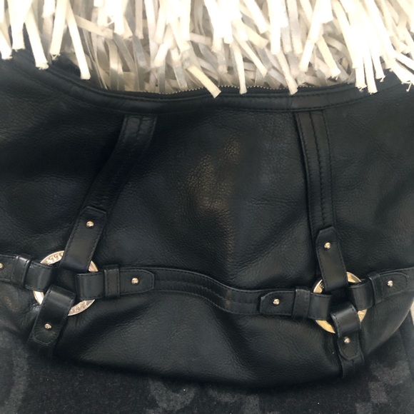 Bally leather shoulder bag with leather tassel. - Picture 3 of 6